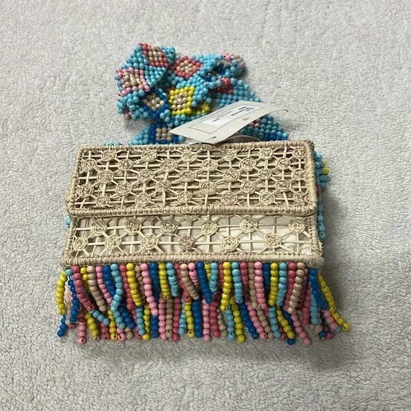 Mercedes Salazar I Want To Hold Your Hand Small Crossbody Bag - Picture 7 of 10